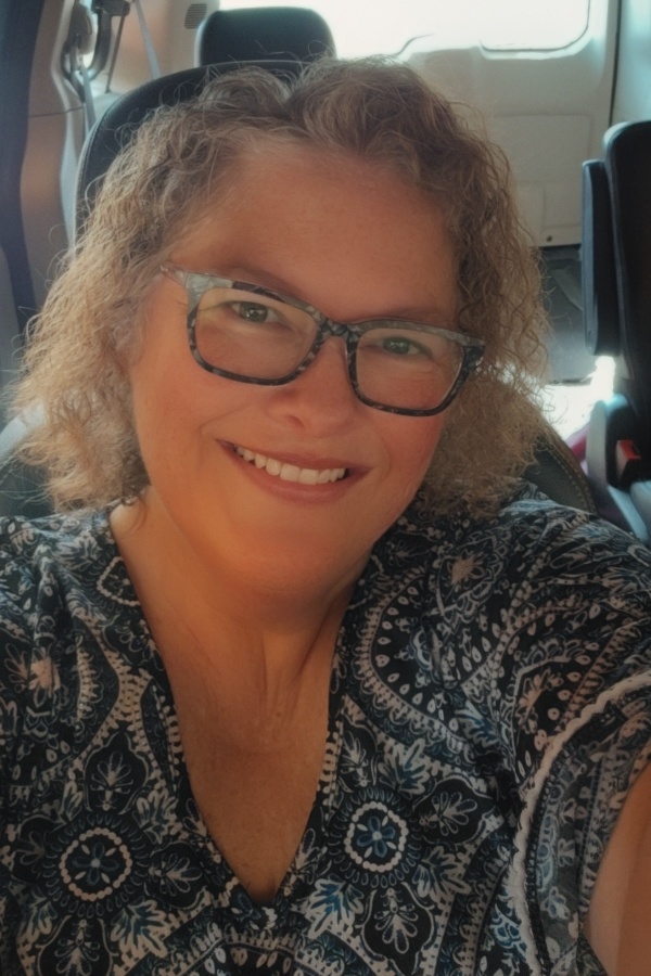Cruise Brothers Travel Agent Diana Irvin-Rechert
